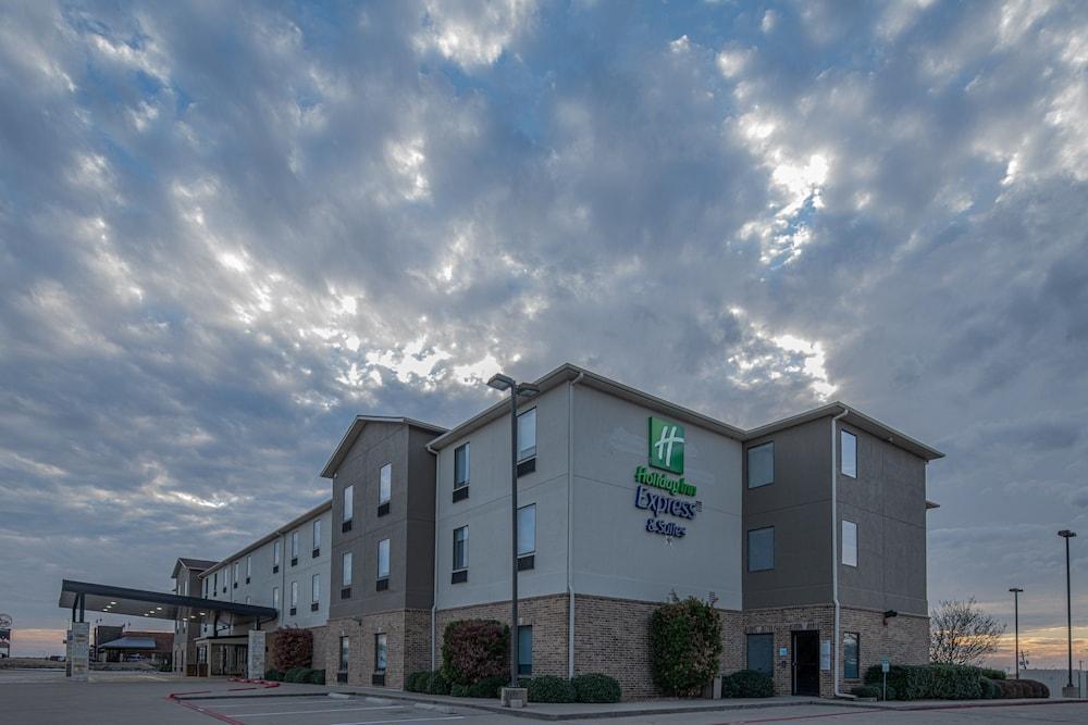 Holiday Inn Express & Suites N Waco Area - West By Ihg Esterno foto
