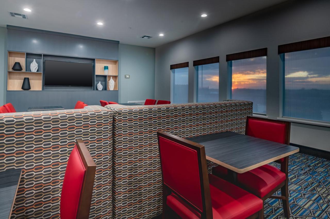 Holiday Inn Express & Suites N Waco Area - West By Ihg Esterno foto
